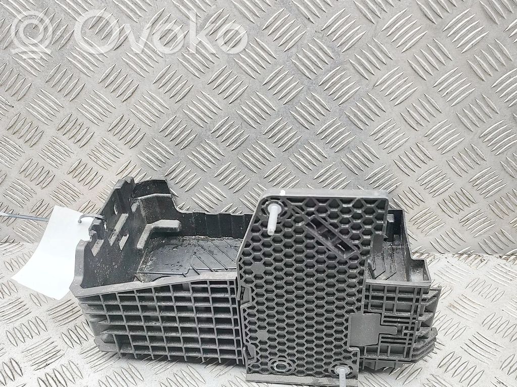 Opel Mokka B Bandeja para la caja de la batería