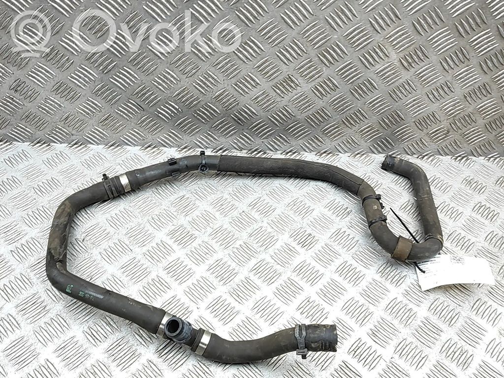 Mercedes-Benz CLA C117 X117 W117 Conductă/furtun lichid de răcire motor