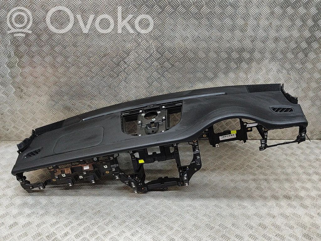 Dashboard   95B858451C,95B858451C