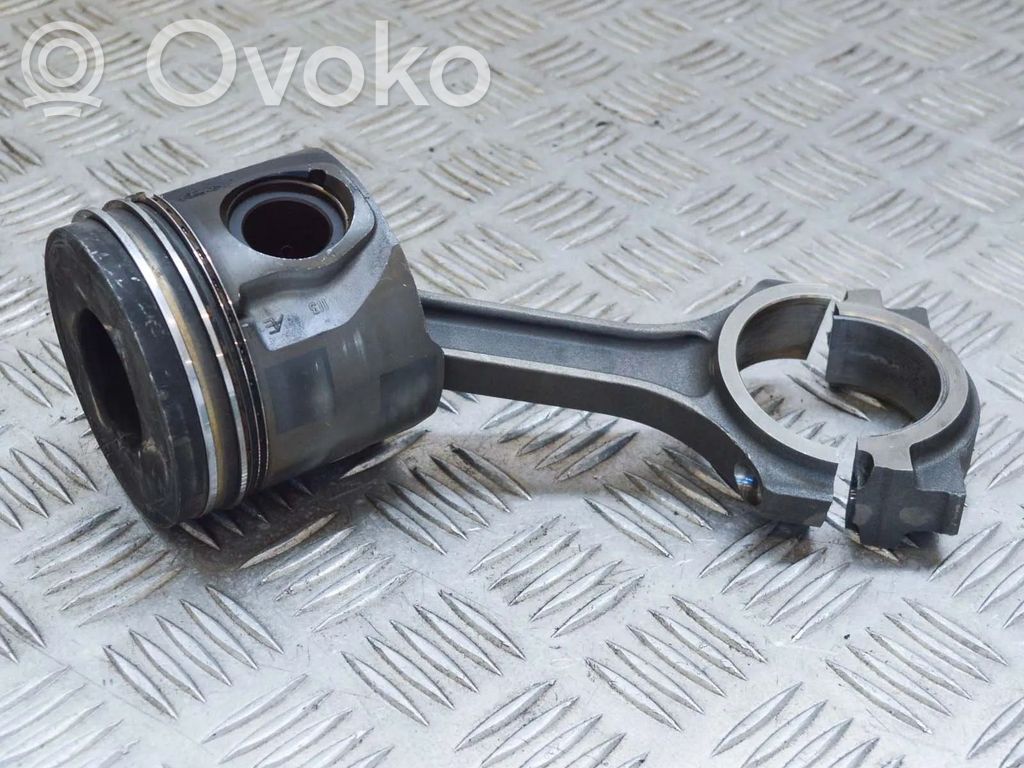 Ford Transit Piston 