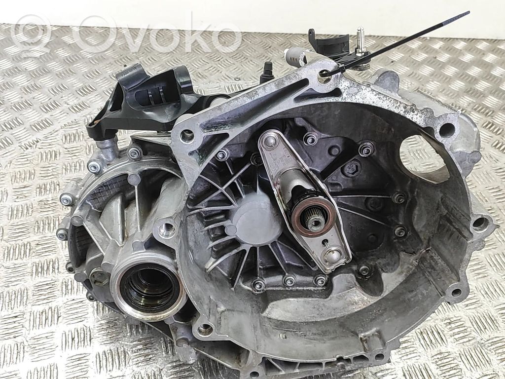 Volkswagen Golf VIII 6 Gang Schaltgetriebe
