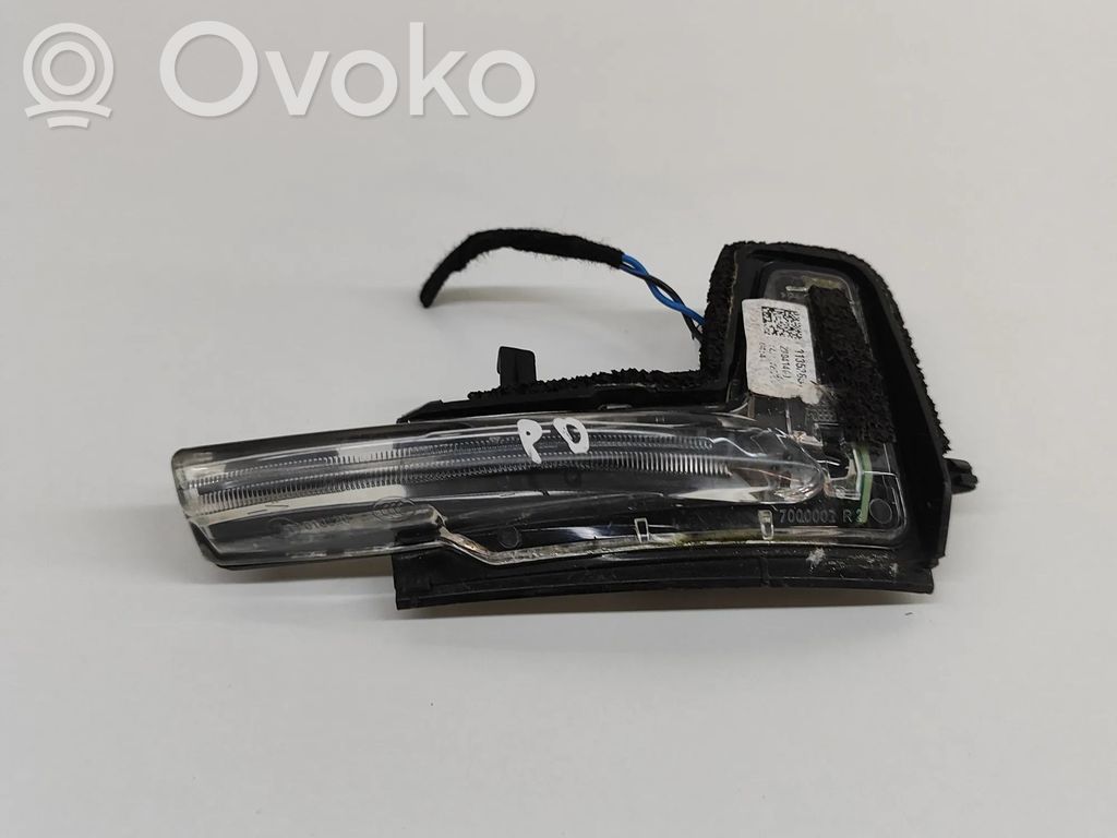 Volvo XC90 Peilin suuntavilkku 