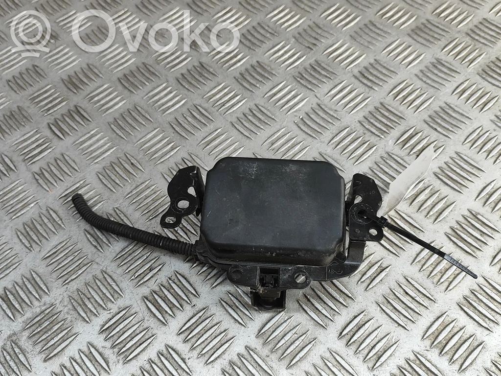 Sensor de radar Distronic   2300007633,8821048070