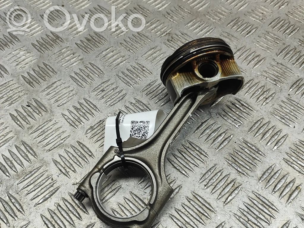 Kolben   31401957,32298424