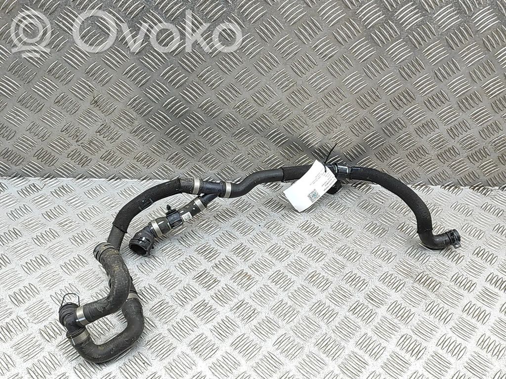 BMW iX3 G08 Tuyau de liquide de refroidissement moteur 