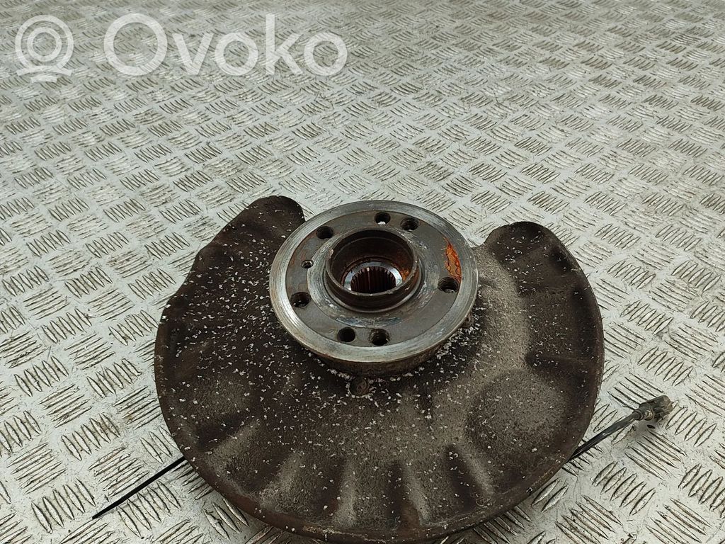 Cubo de rueda trasera   A1663500108