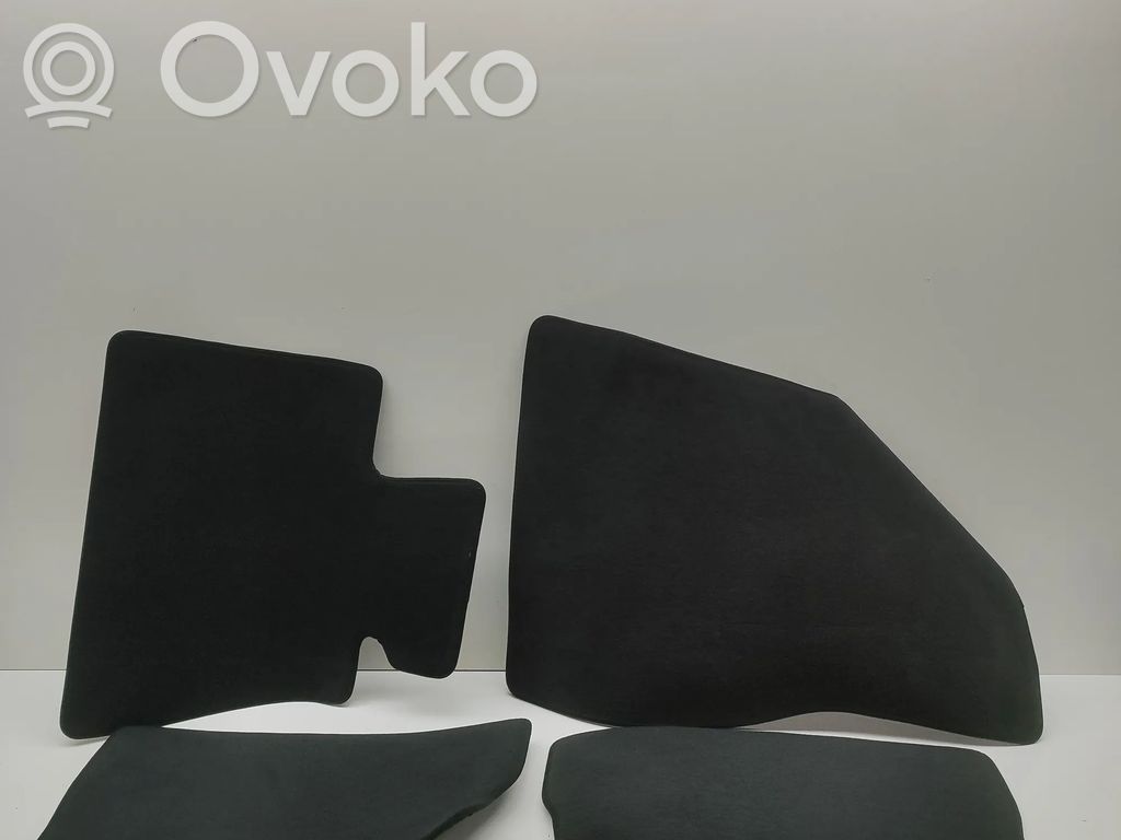 Set di tappetini per auto   7951486