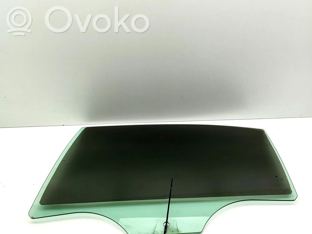 Skoda Superb B8 (3V) Vitre de fenêtre porte arrière