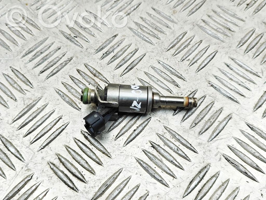 Infiniti Q50 Injector combustibil 