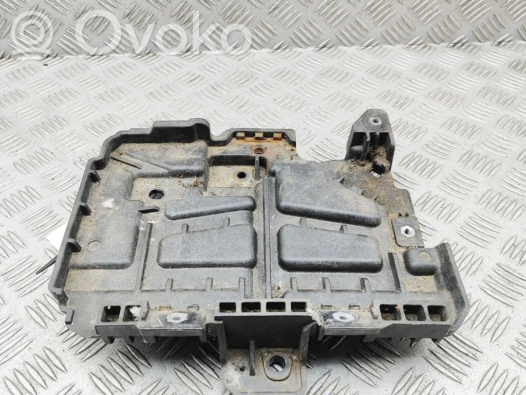 KIA Xceed Podstawa / Obudowa akumulatora 
