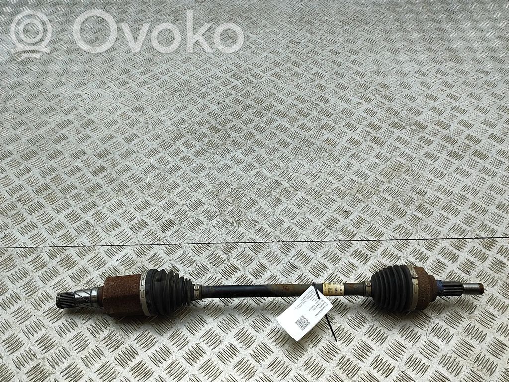 Front driveshaft   153667000B