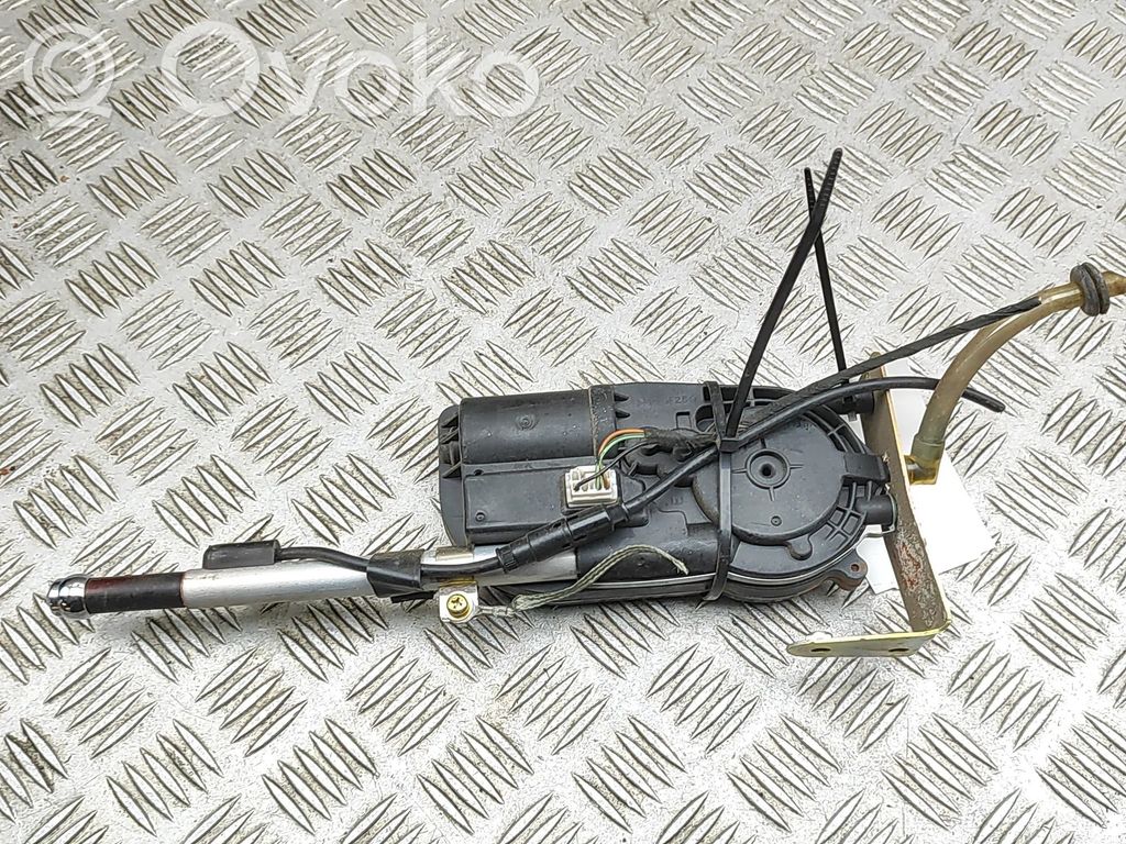 GPS Antenne   LJA4120AB
