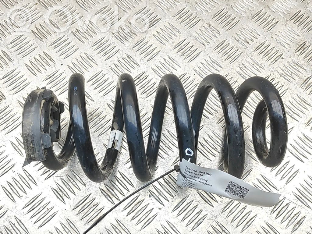 Volkswagen ID.7 Arc elicoidal spate