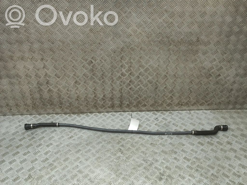 Volkswagen Tiguan Przewód / Wąż chłodnicy