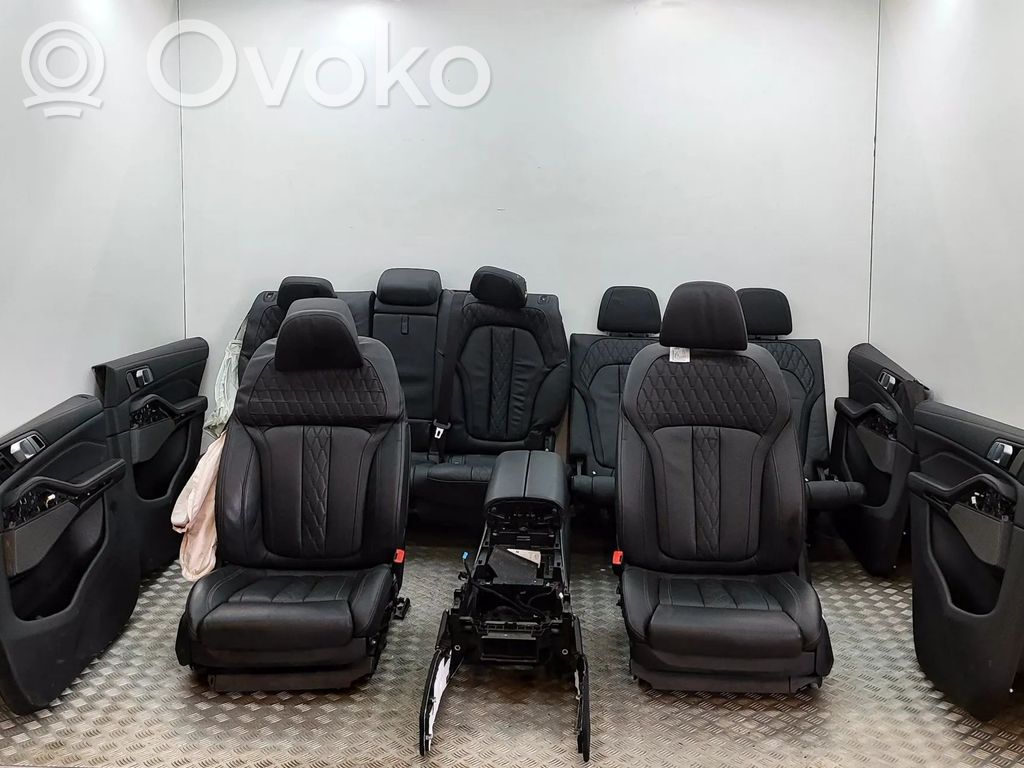 BMW X7 G07 Salono komplektas