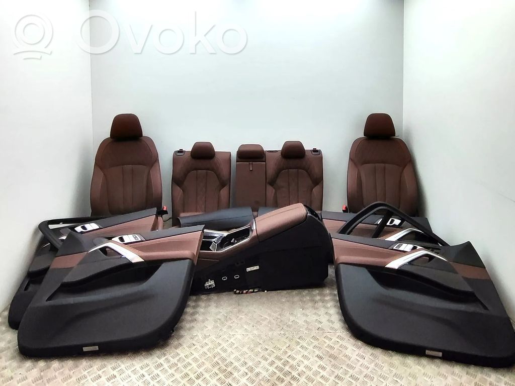 BMW X6 G06 Innenraum komplett