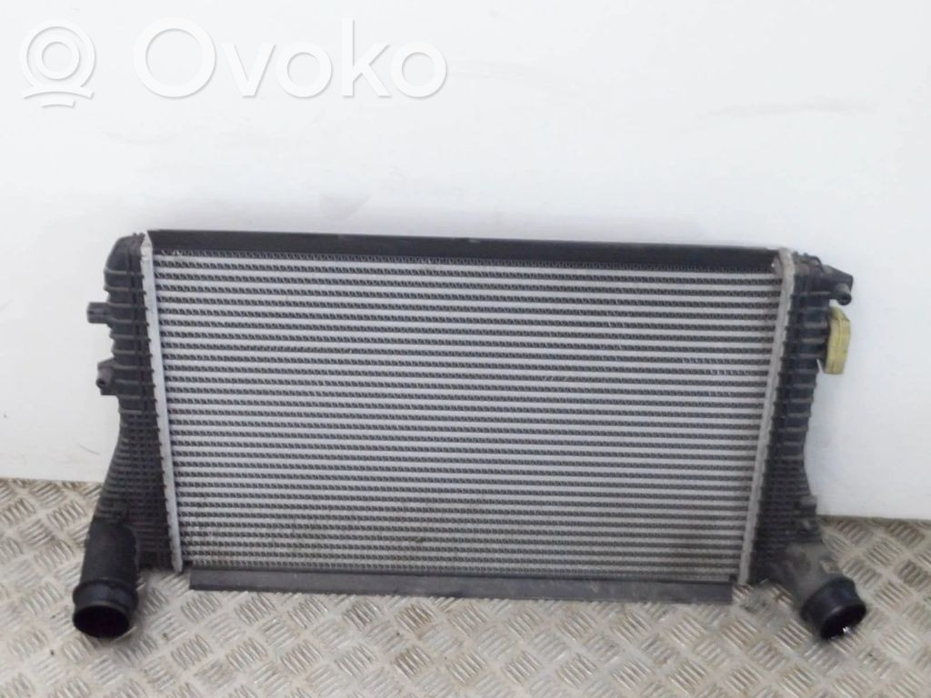 Volkswagen PASSAT B8 Ladeluftkühler