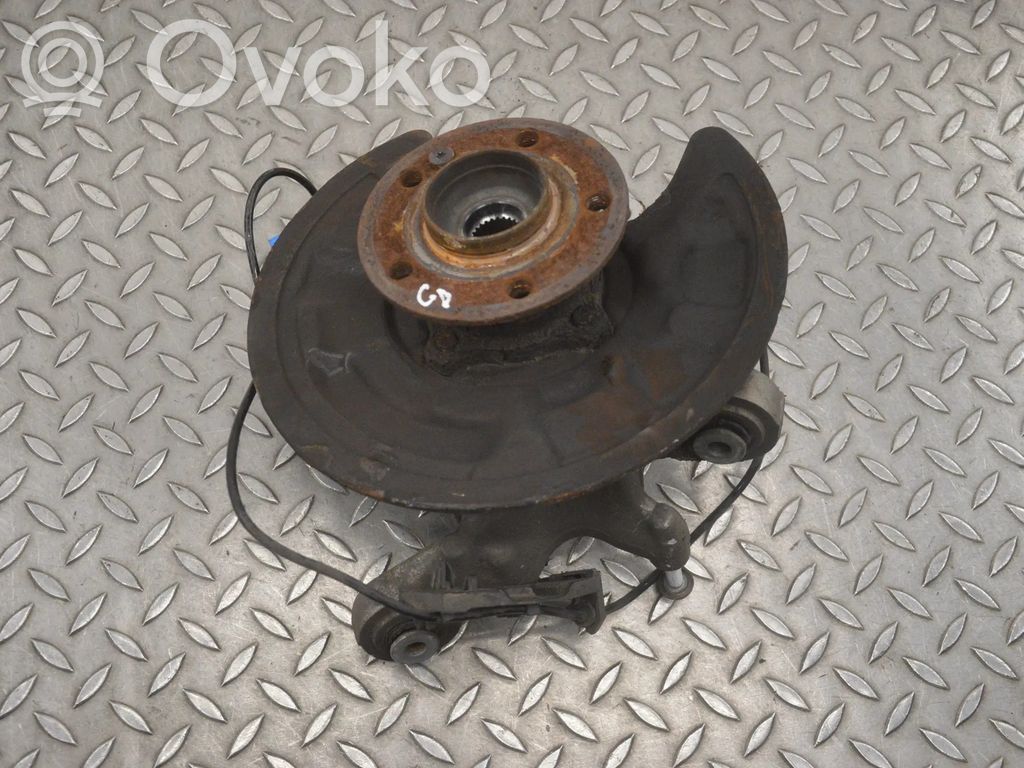 Mercedes-Benz A W176 Cubo de rueda trasera