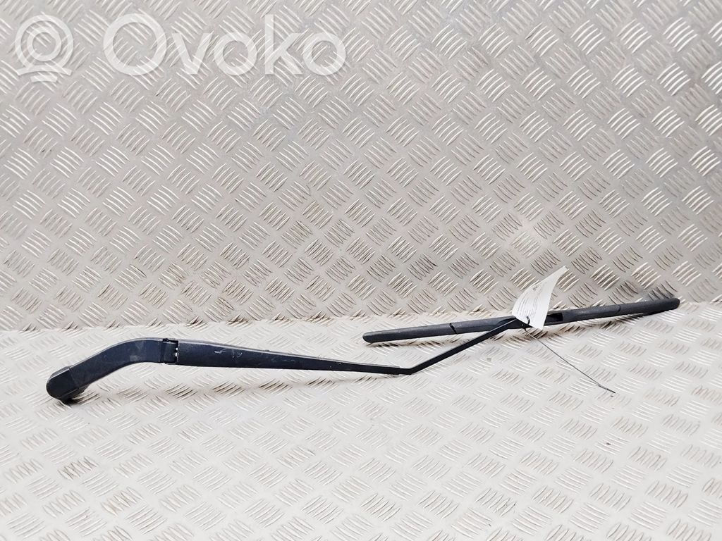 Land Rover Discovery Sport Priekšējā loga tīrītājs 
