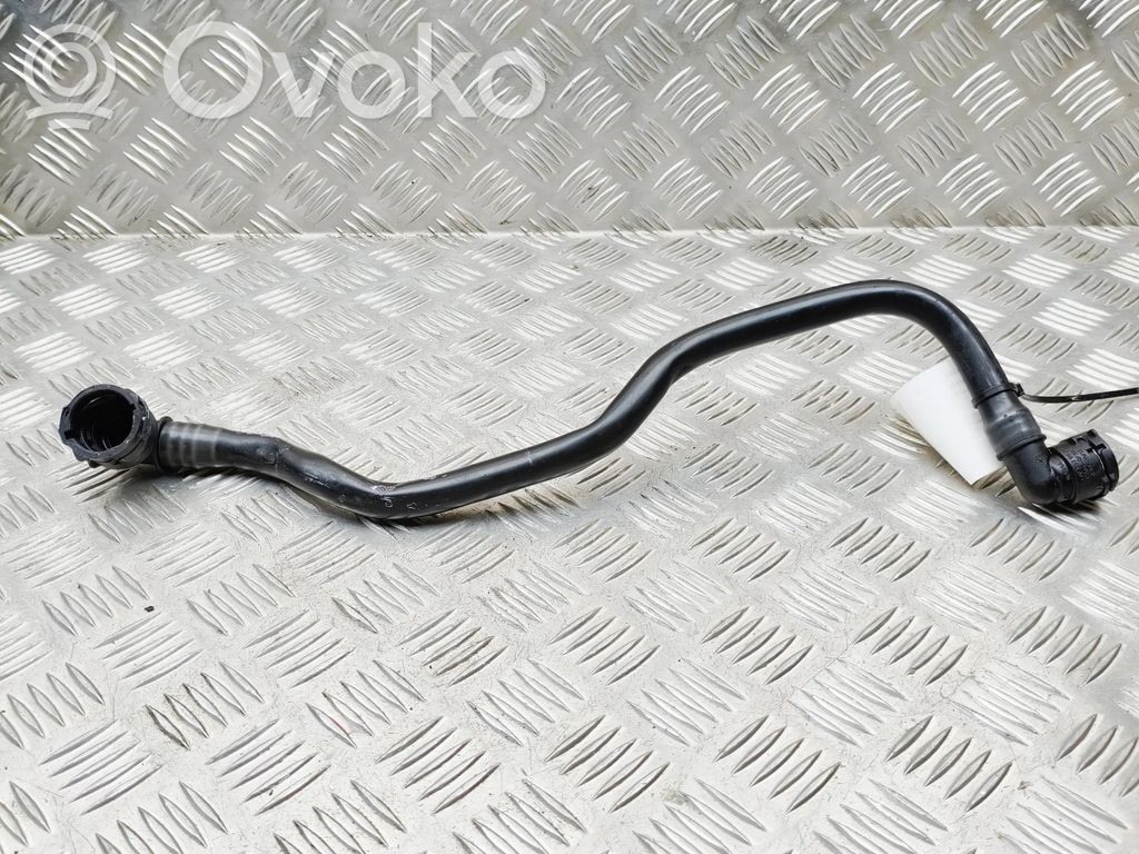Mercedes-Benz EQA Engine coolant pipe/hose 