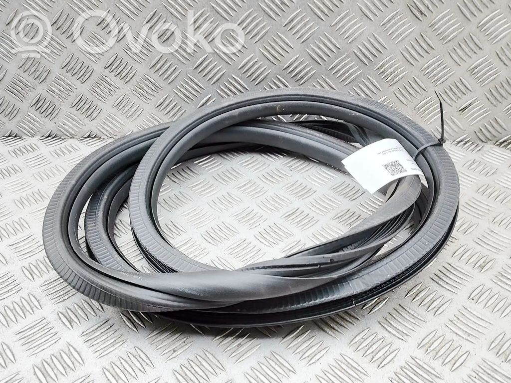Mercedes-Benz EQS V297 Gumowa uszczelka drzwi tylnych