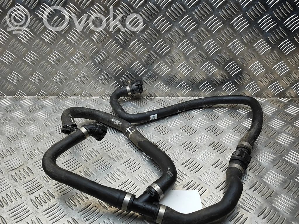 BMW iX3 G08 Tubo flessibile del liquido di raffreddamento del motore 