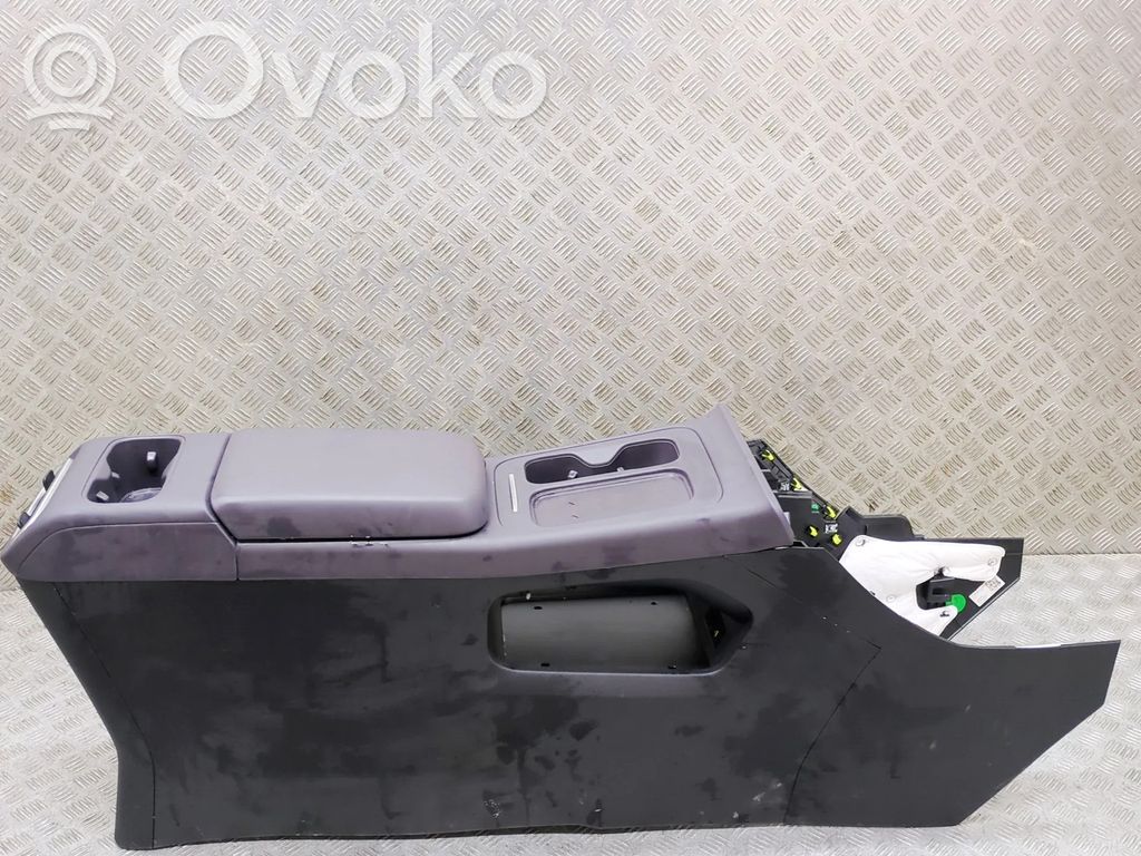 Leapmotor C10 Console centrale