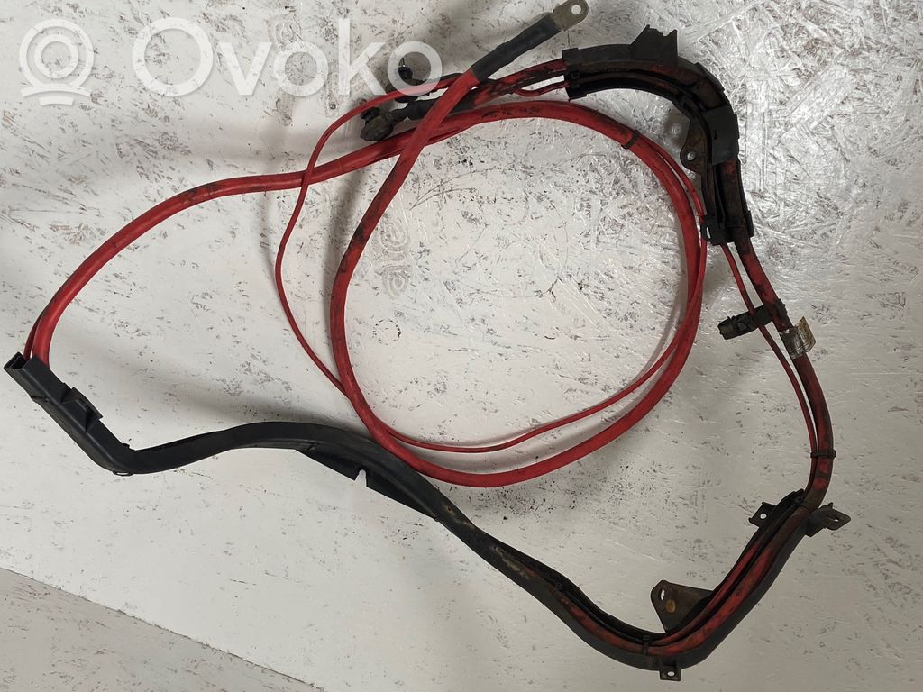 BMW 3 E92 E93 Cablu cu bornă pozitivă (baterie) 