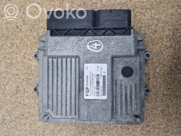 Unidad de control/módulo del motor   55190069
