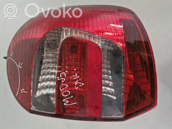 Rear/tail lights   COM