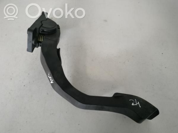 Peugeot 1007 Akceleratoriaus pedalas 