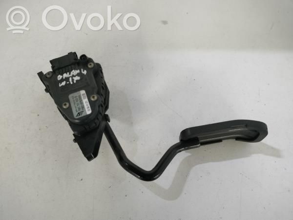 Accelerator throttle pedal   7M3721603B,6PV00777003,YM219F836AA