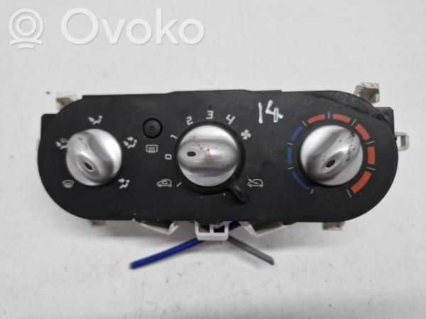 Renault Twingo II Climate control unit 