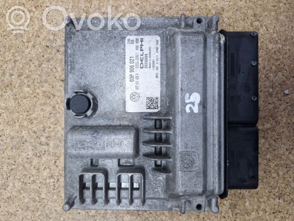 Engine control unit/module   03P906021,03P907425A