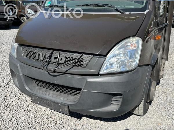 Iveco Daily 5th gen Kompletny zestaw przedniej części nadwozia / karoserii 