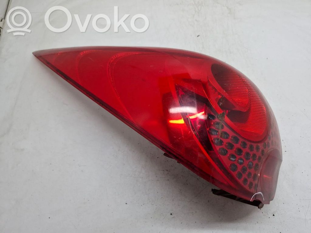 Peugeot 207 CC Tailgate rear/tail lights 