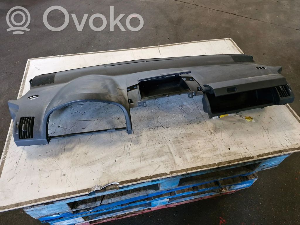 Panelė   821430F010