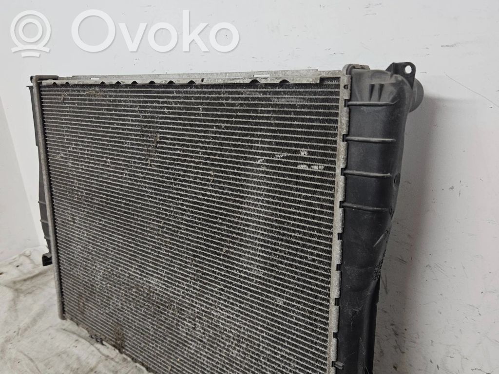 BMW M3 Aušinimo skysčio radiatorius 
