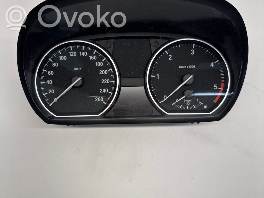 BMW 1 E81 E87 Nopeusmittari (mittaristo) 