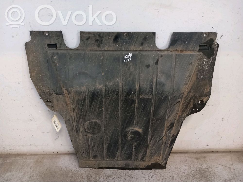 Engine splash shield/under tray   8200520829,8200520829,8200520829