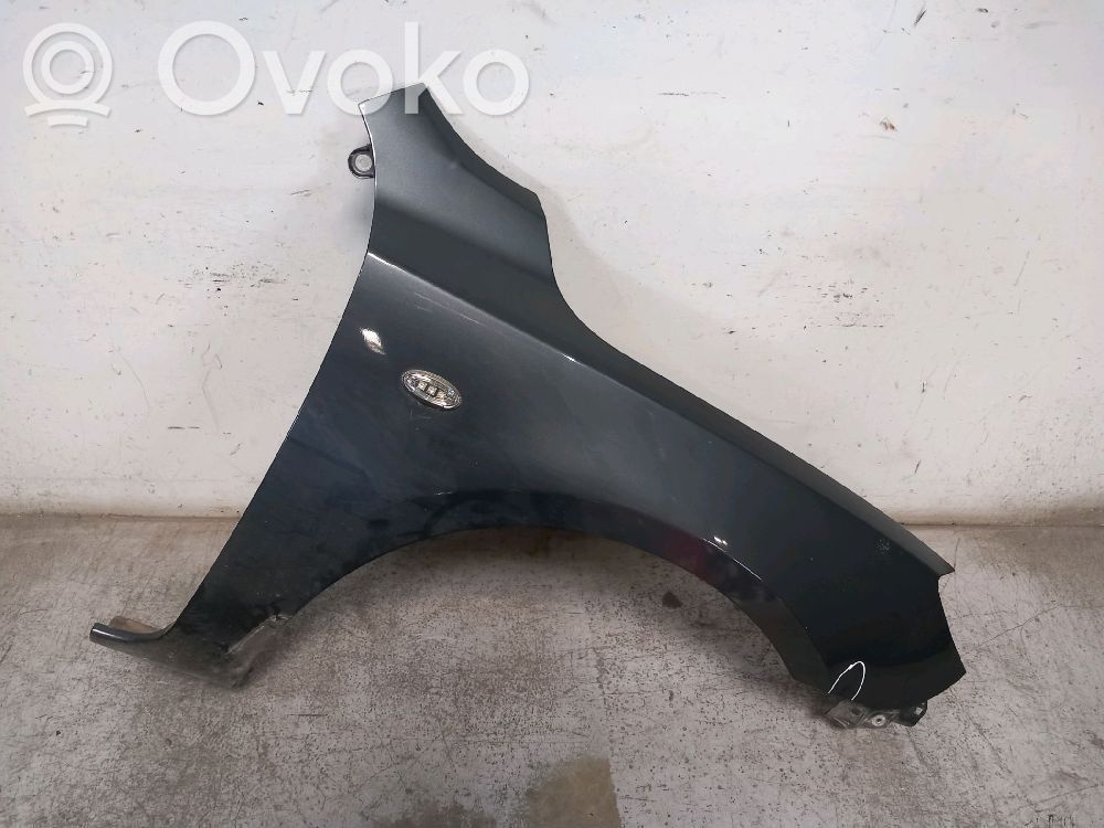 Mazda MX-3 Sparnas 