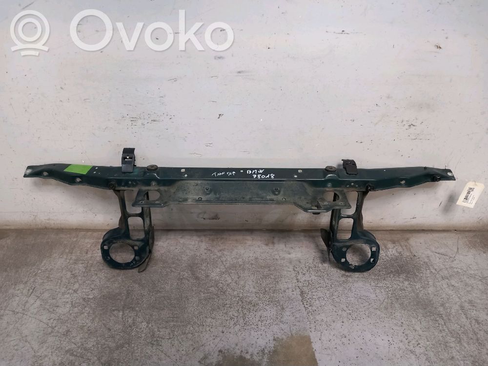 BMW 3 E36 Cita veida apakšas detaļa 