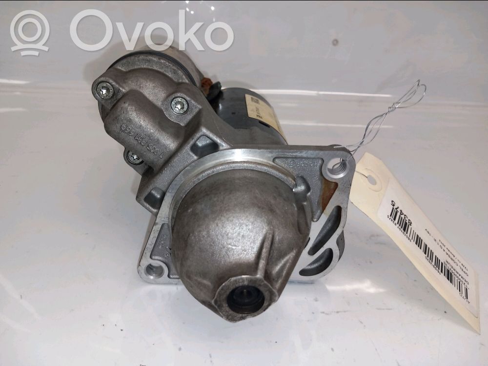 Opel Corsa D Starteris 