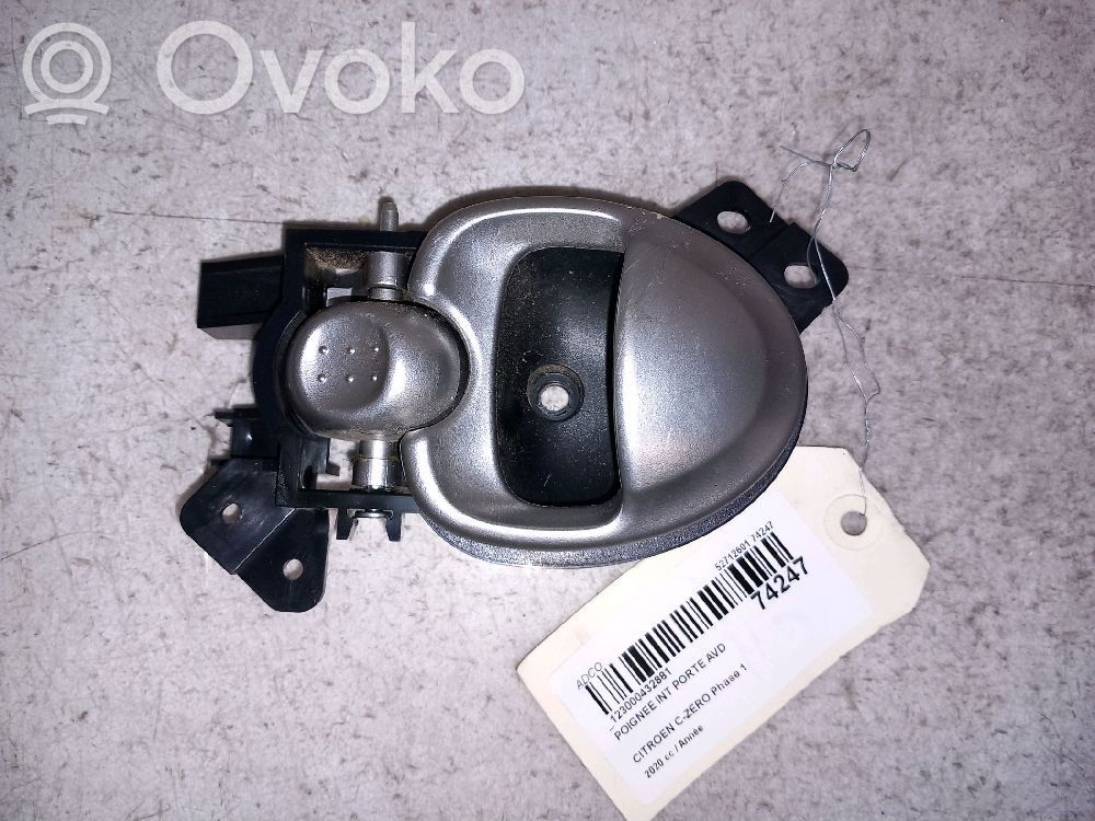 Citroen C-Zero Front door interior handle 