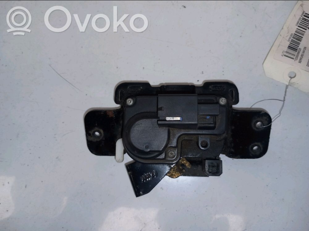 Dodge Caliber Front door lock 