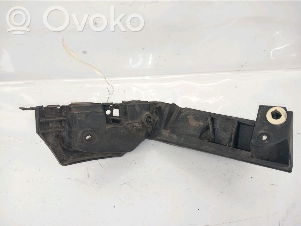 Renault Twingo II Soporte de montaje del parachoques trasero 