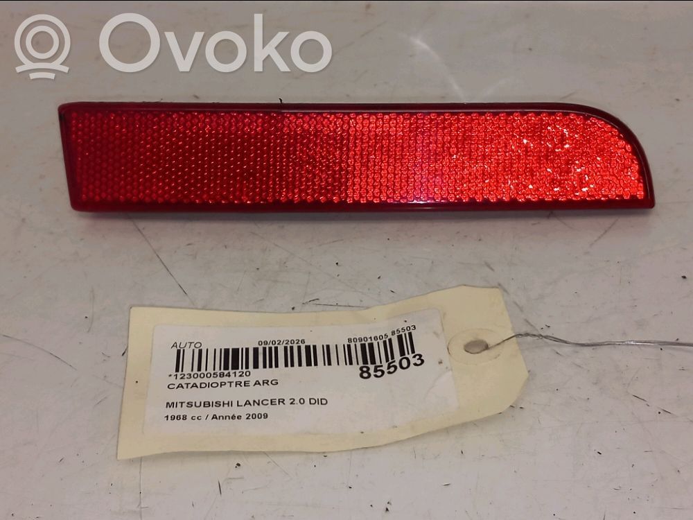 Reflector de faros/luces traseros   8355A039,8355A039