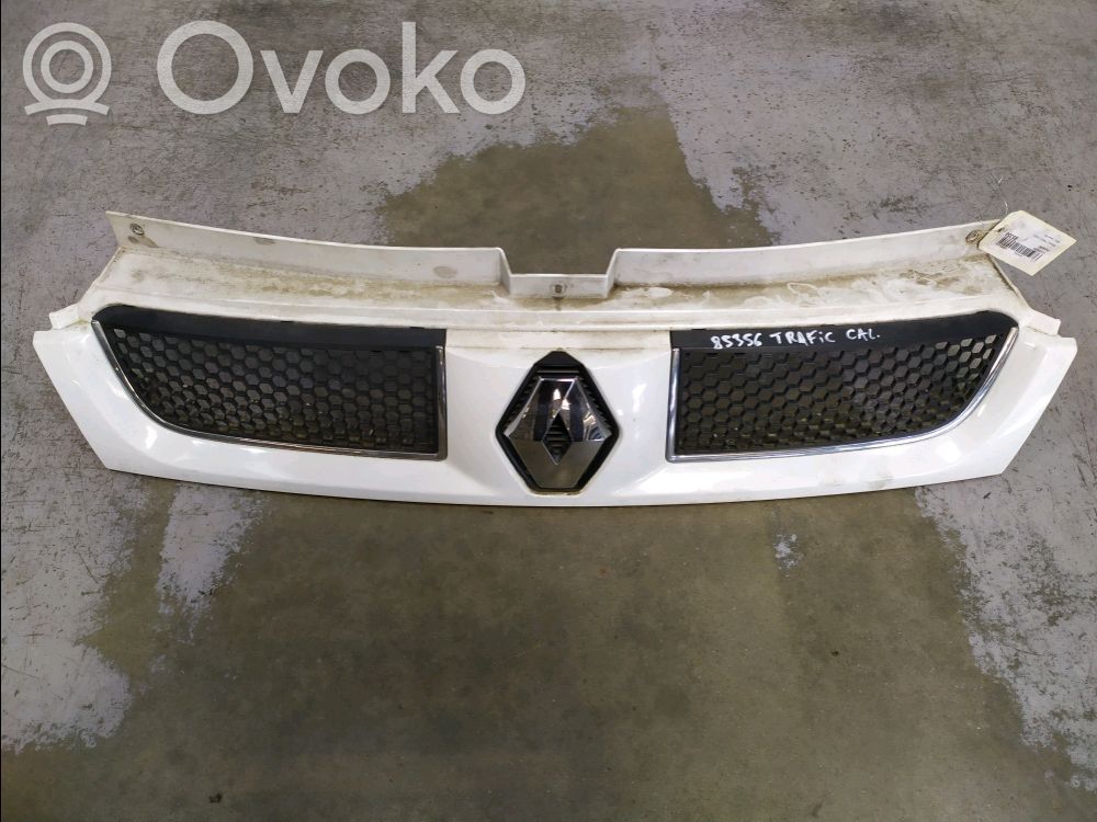 Front grill   8200204450,8200204450