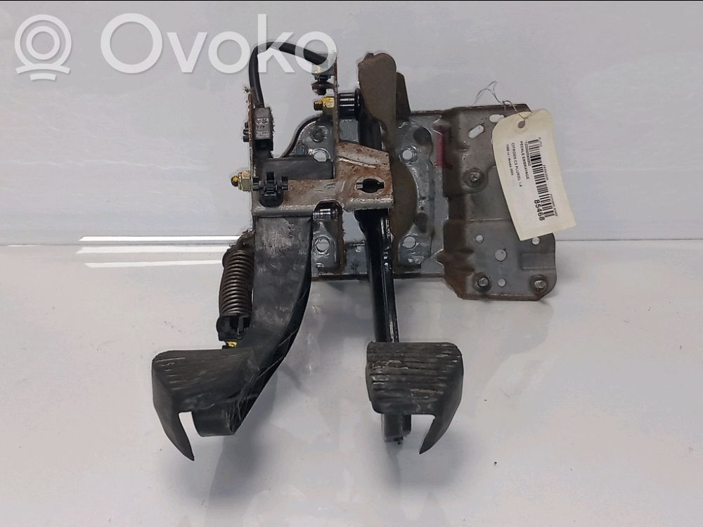 Citroen C3 Pluriel Sajūga pedālis 