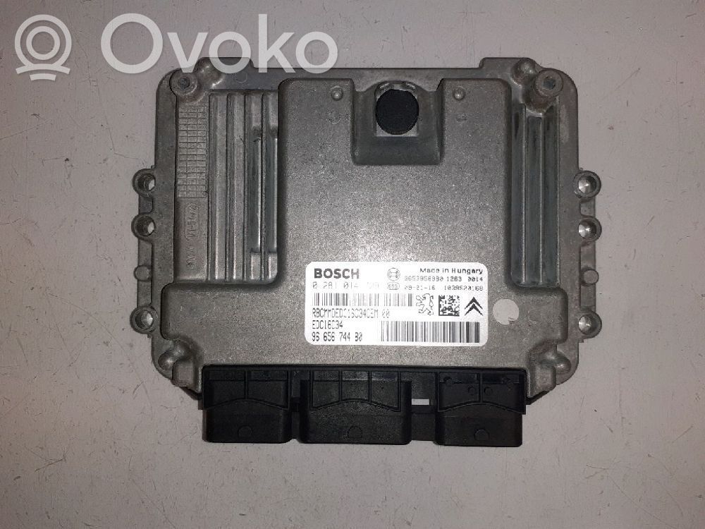 Engine control unit/module   1943PY,1943PY